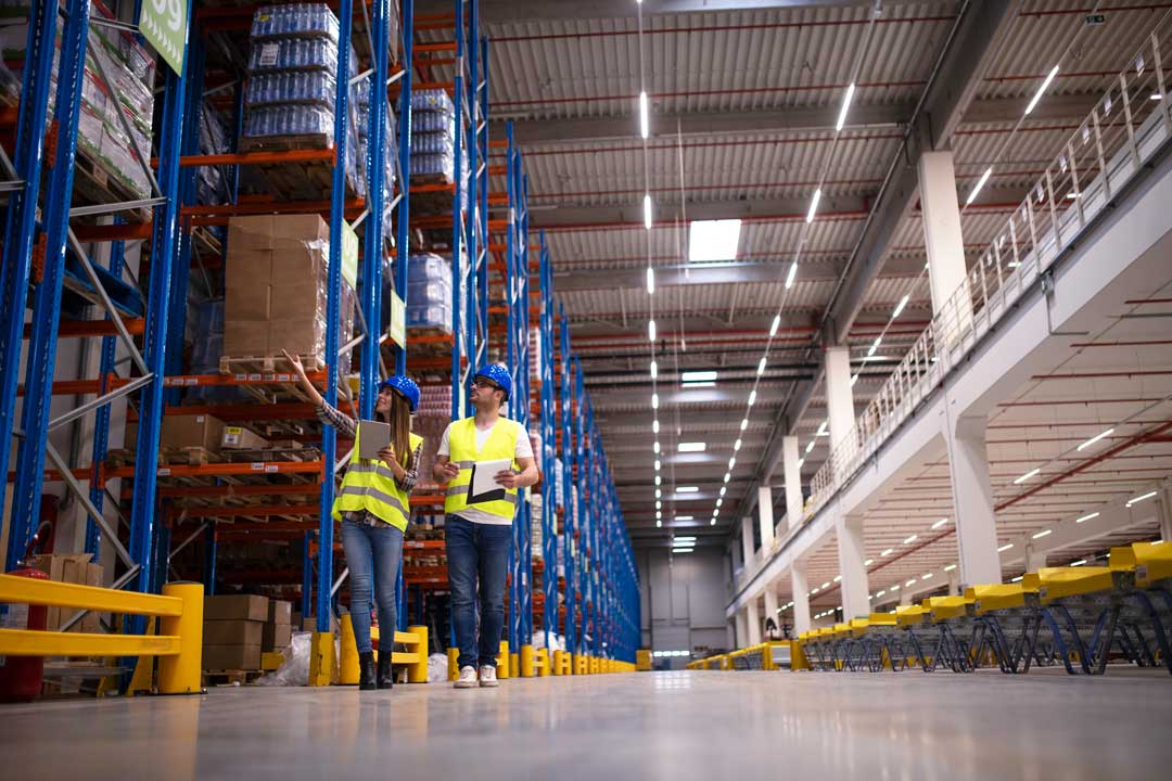 Normativa, consejos, equipos y soluciones para la ventilación en naves industriales
