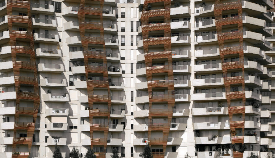 rehabilitación de edificios edificios espiral marrón y blanco