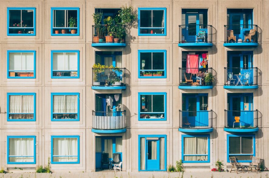 rehabilitación de fachadas apartamentos